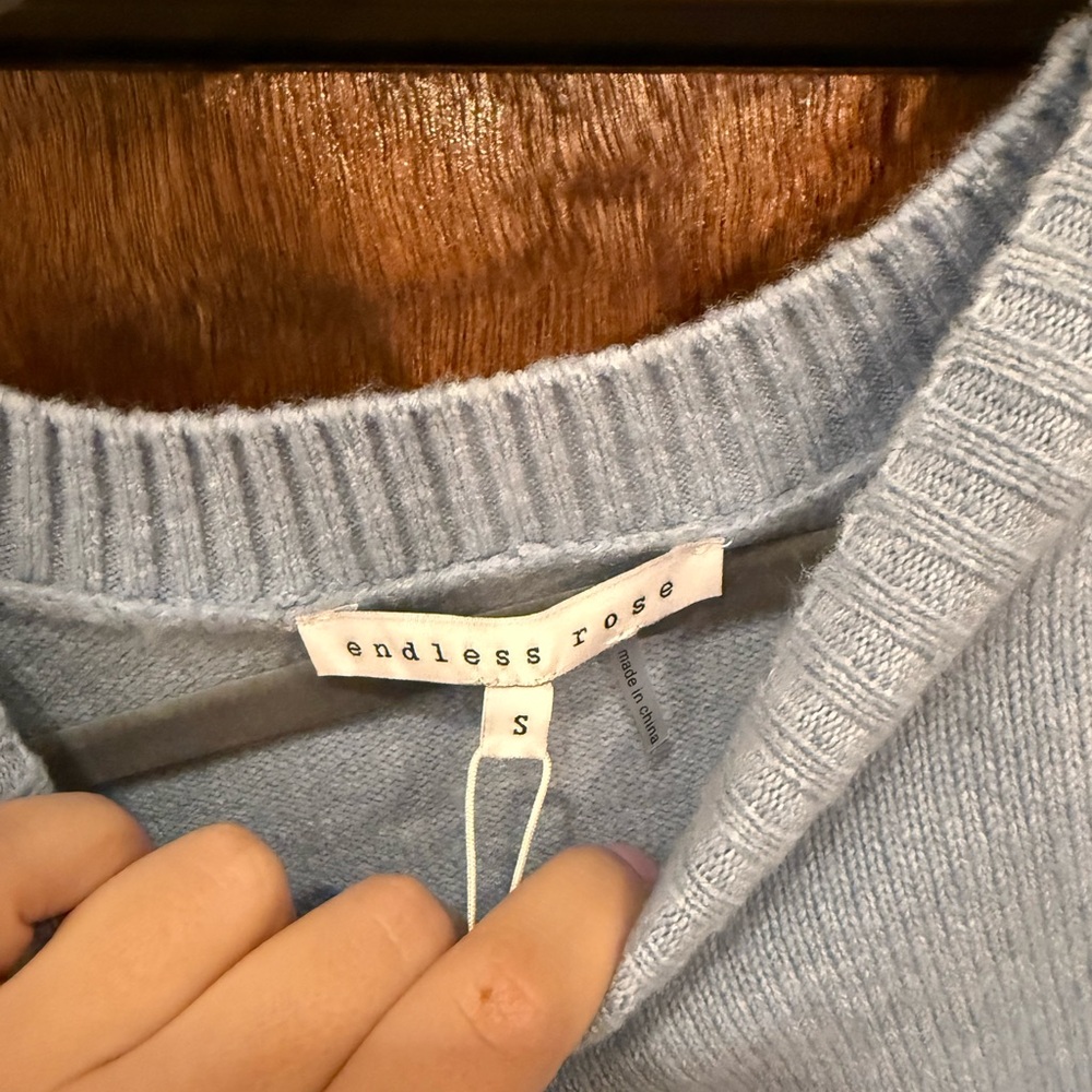 Blue “love” sweater - Picture 4 of 4